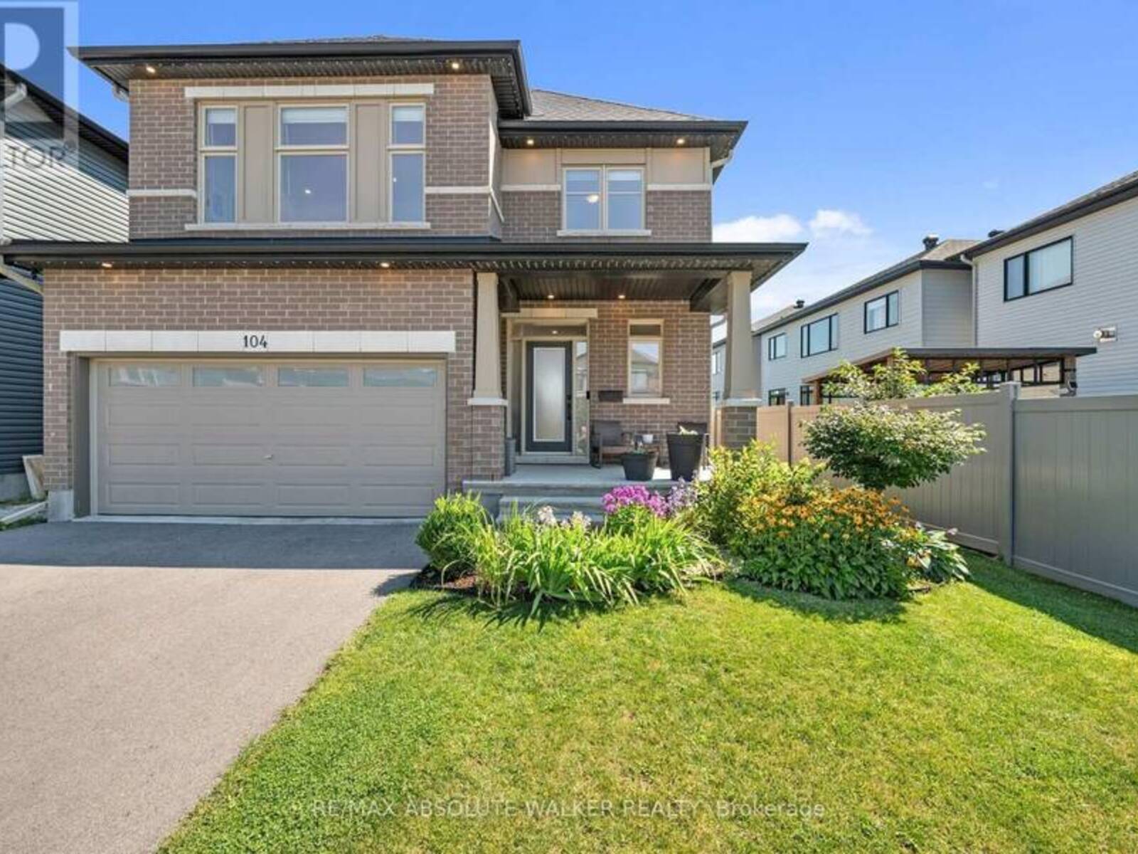 104 HEIRLOOM STREET, Ottawa, Ontario K4M 0L3