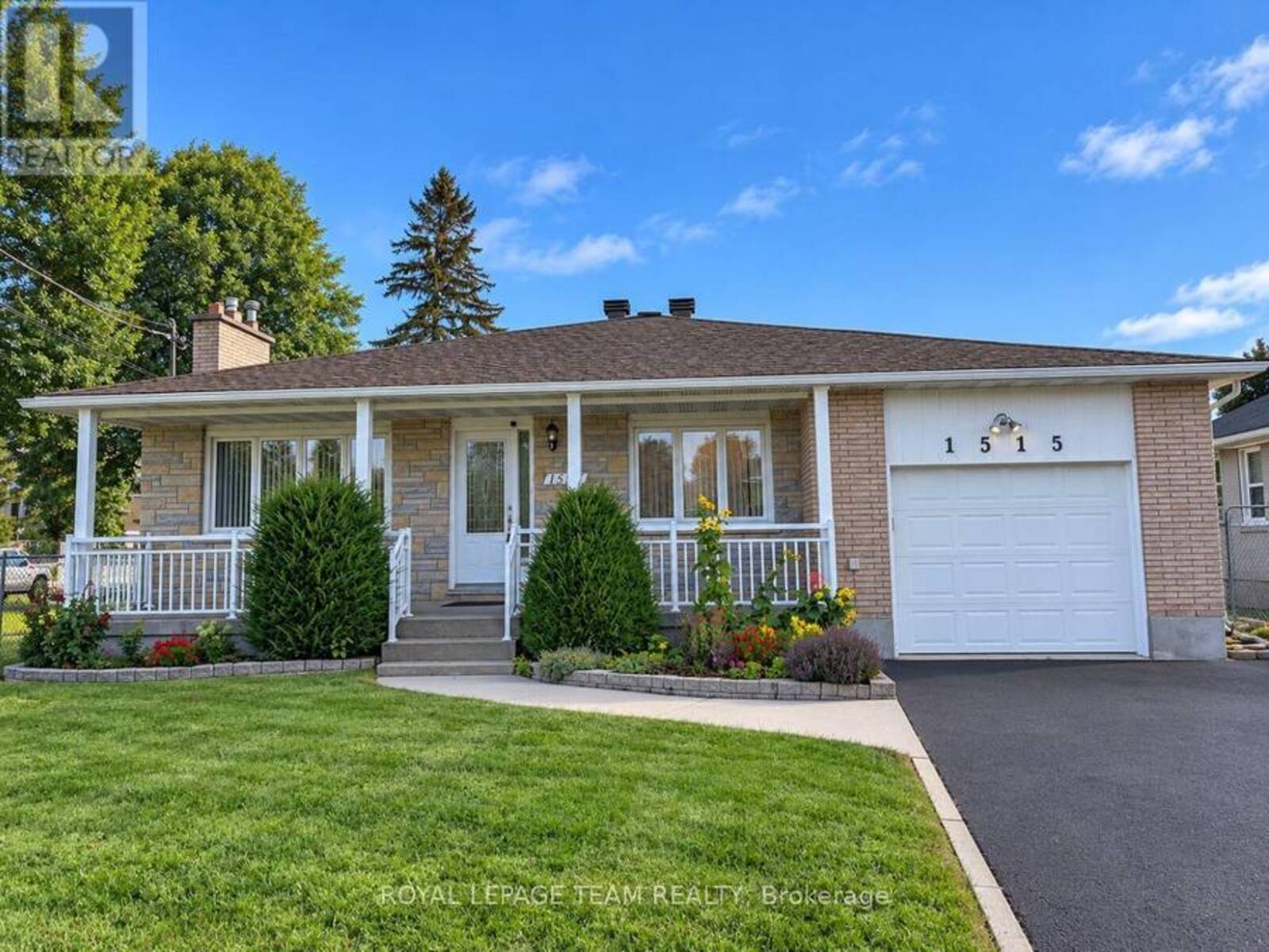 1515 VALMARIE AVENUE, Ottawa, Ontario K2C 1V7