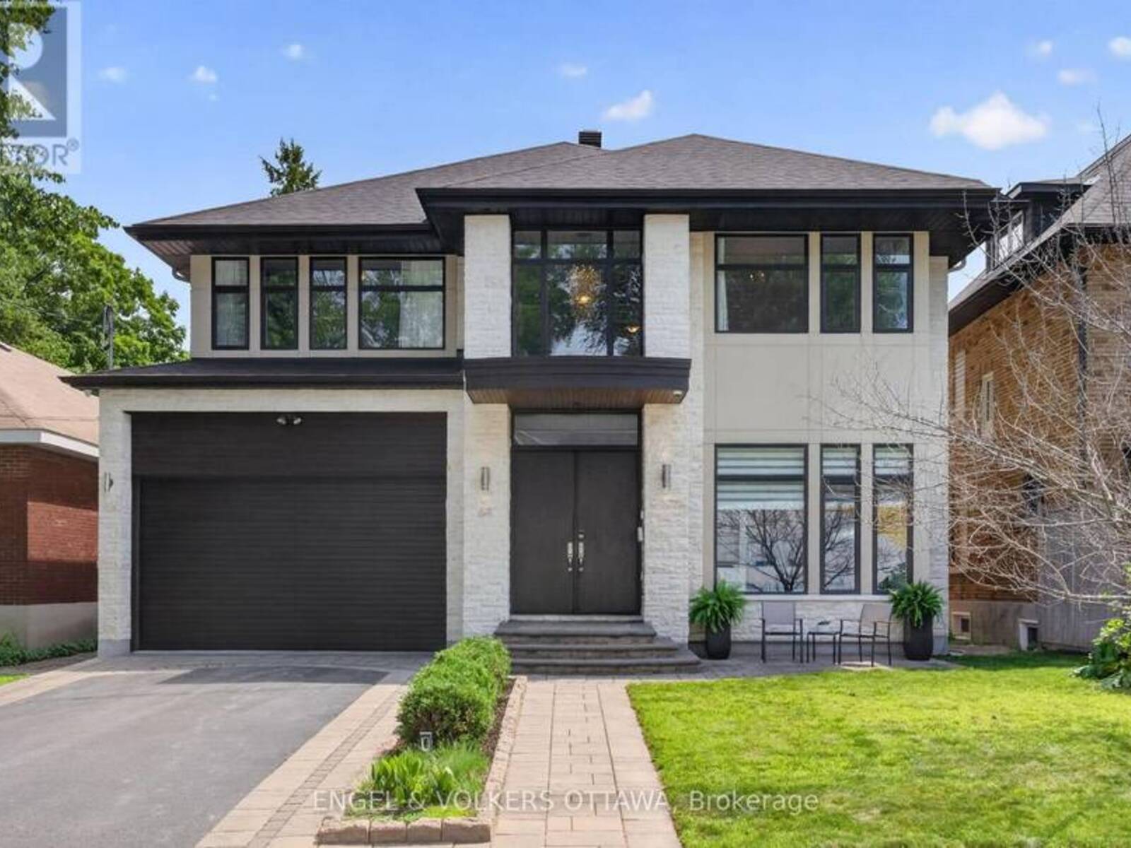 64 HELENA STREET, Ottawa, Ontario K1Y 3N1