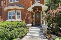421 HAMILTON AVENUE S | Ottawa Ontario | Slide Image Two