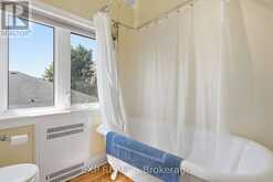 421 HAMILTON AVENUE S | Ottawa Ontario | Slide Image Thirty-five