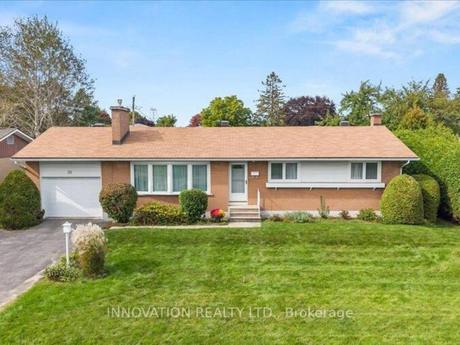 25 BRENT AVENUE, Ottawa, Ontario K2G 3L1