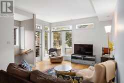 B - 92 HOLLAND AVENUE | Ottawa Ontario | Slide Image Eight