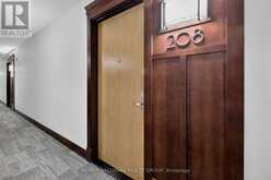208 - 200 BESSERER STREET | Ottawa Ontario | Slide Image Four