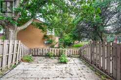 15 - 121 CASTLEFRANK ROAD | Ottawa Ontario | Slide Image Forty-four