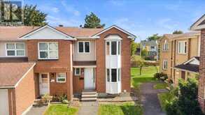 12 - 2F CASTLEBROOK LANE | Ottawa Ontario | Slide Image Twenty-seven
