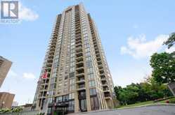 608 - 545 ST LAURENT BOULEVARD | Ottawa Ontario | Slide Image One