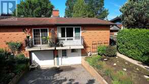 2064 ST LAURENT BOULEVARD | Ottawa Ontario | Slide Image Two