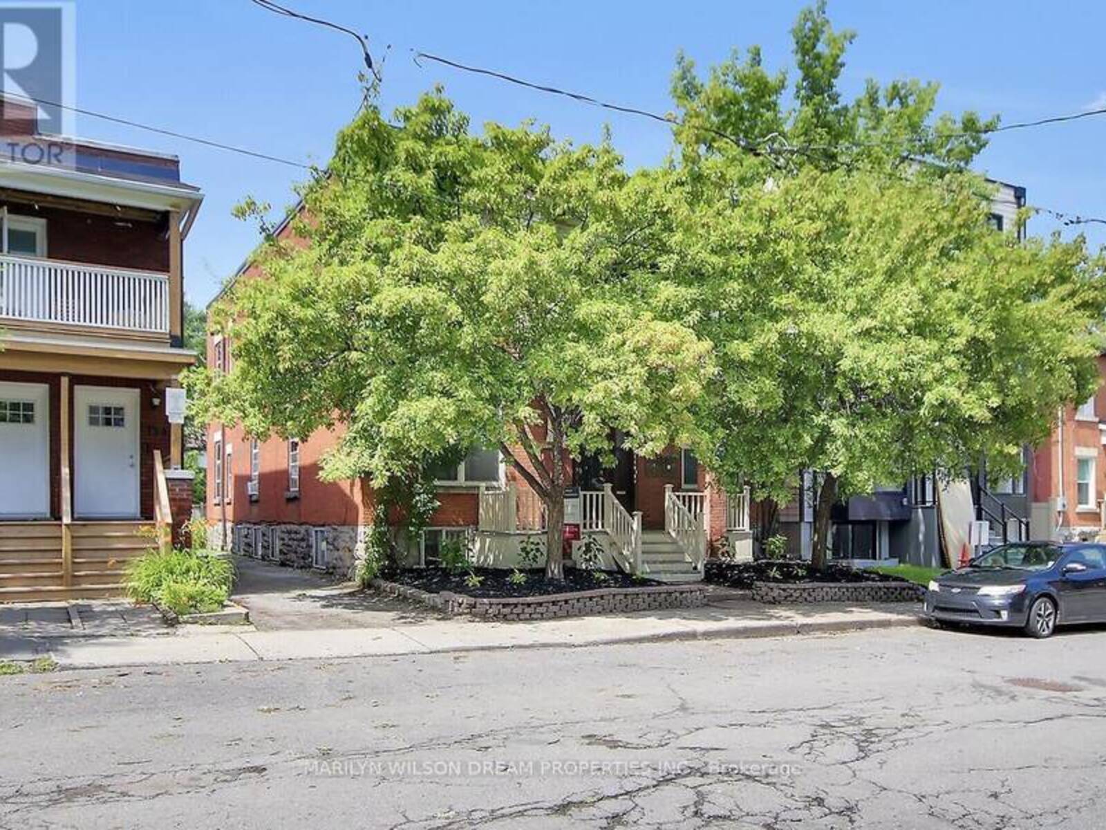 152 GOULBURN AVENUE, Ottawa, Ontario K1N 8E2