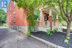 152 GOULBURN AVENUE | Ottawa Ontario | Slide Image Three