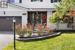 932 DRESDEN CRESCENT | Ottawa Ontario | Slide Image Two