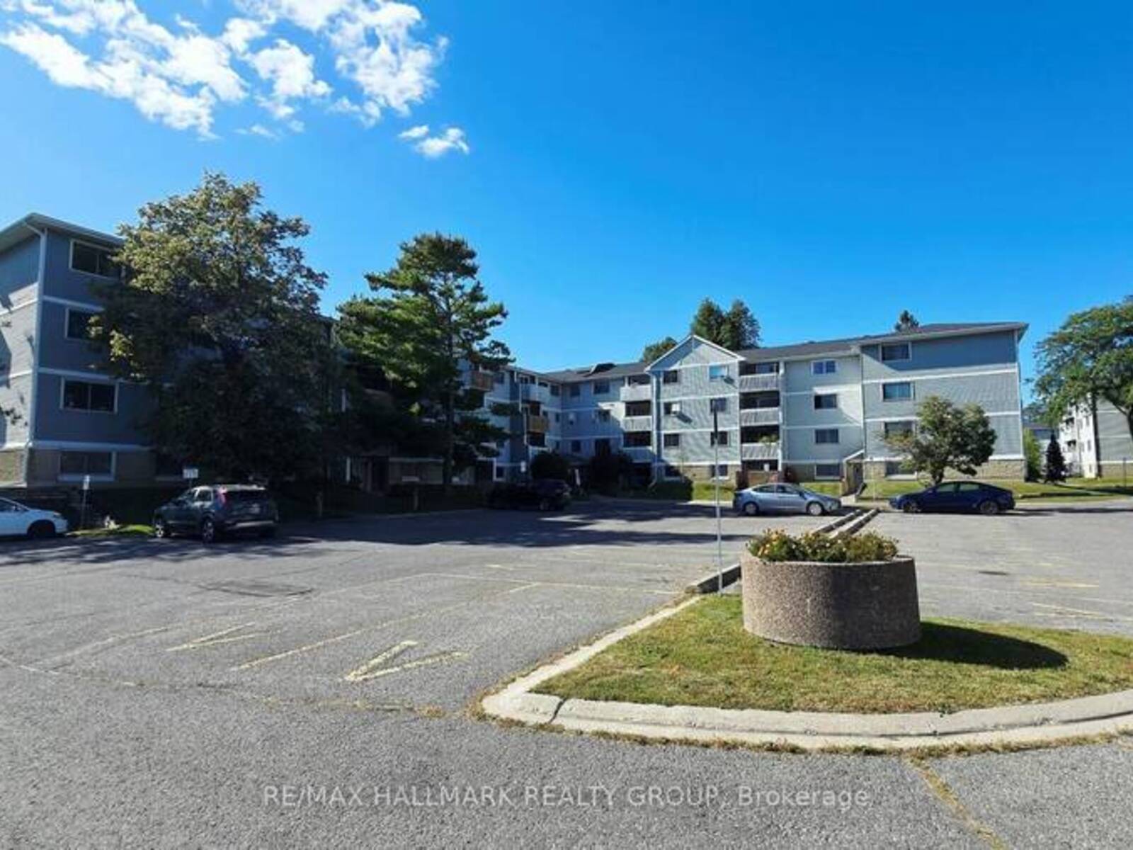 101 - 214 VIEWMOUNT DRIVE, Ottawa, Ontario K2E 7X3