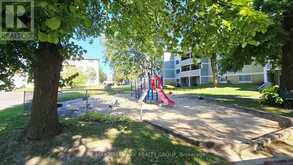 101 - 214 VIEWMOUNT DRIVE | Ottawa Ontario | Slide Image Nineteen