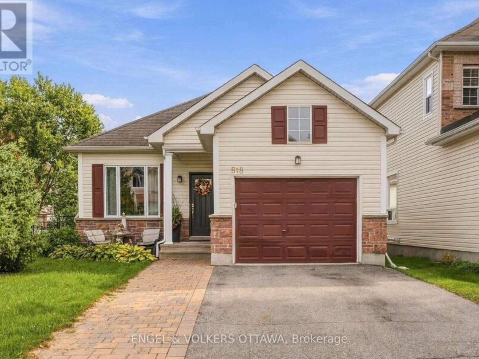 518 STONECHURCH WAY, Ottawa, Ontario K2J 0C6