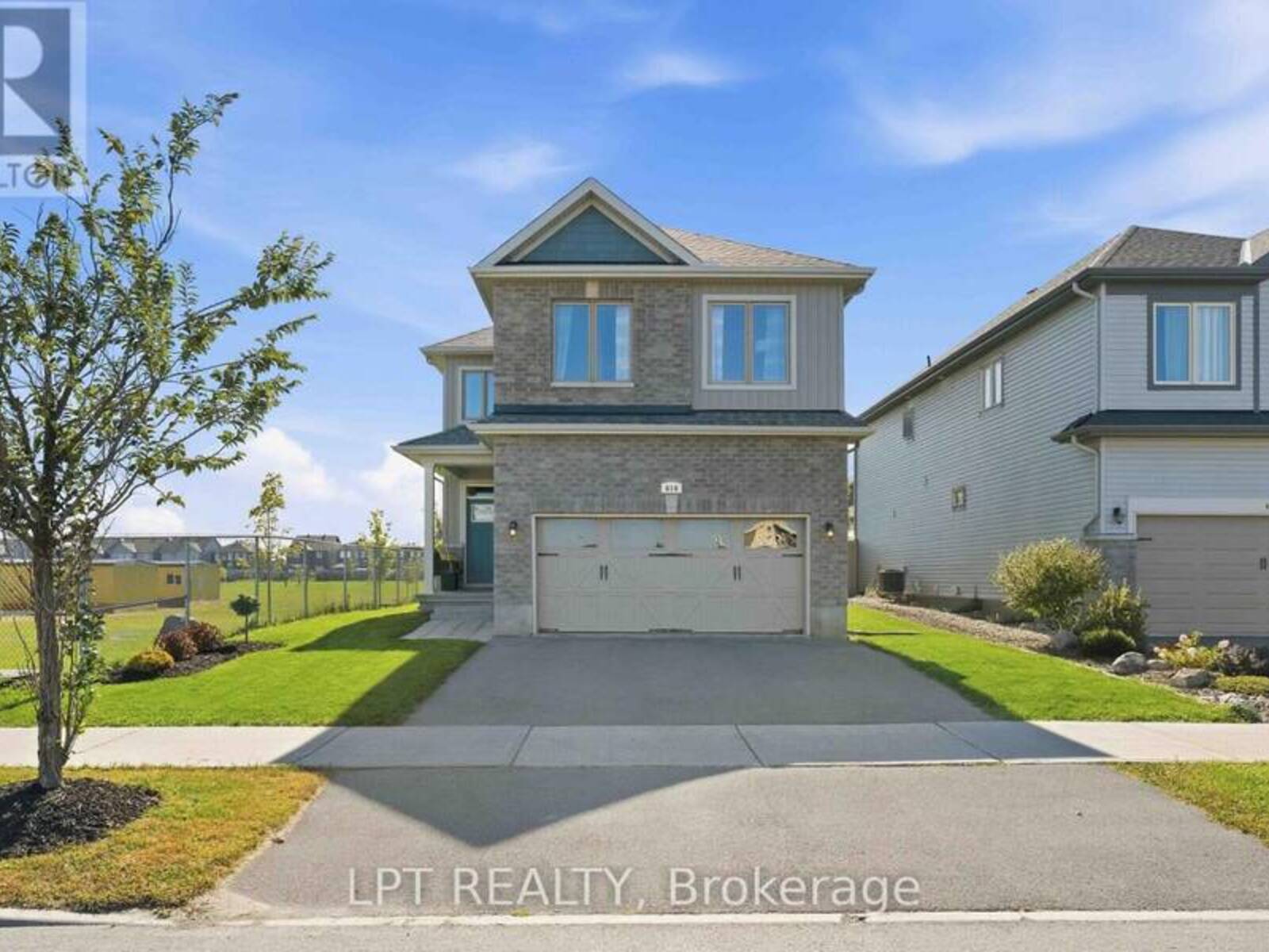 610 COPE DRIVE, Ottawa, Ontario K2V 0E8