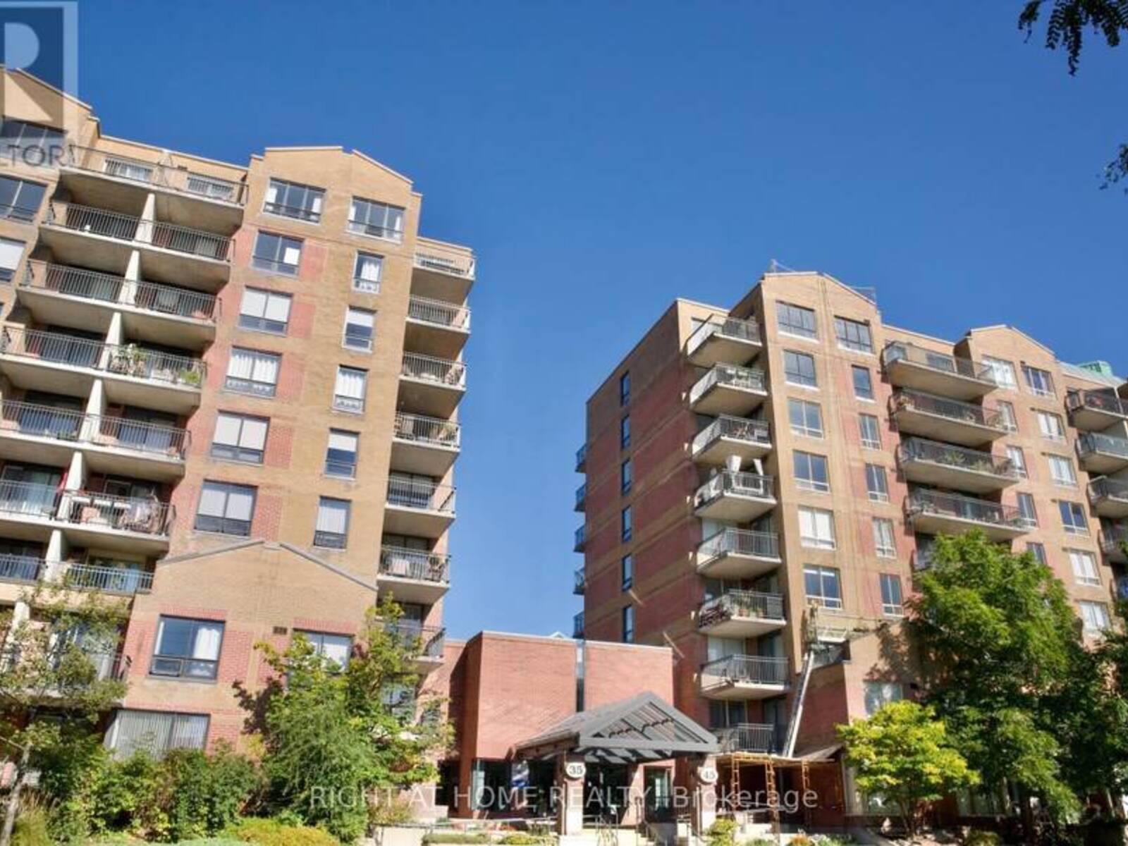205 - 35 HOLLAND AVENUE, Ottawa, Ontario K1Y 4S2