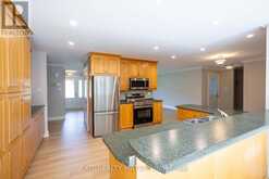 2120 RUSSLAND ROAD | Ottawa Ontario | Slide Image Nine