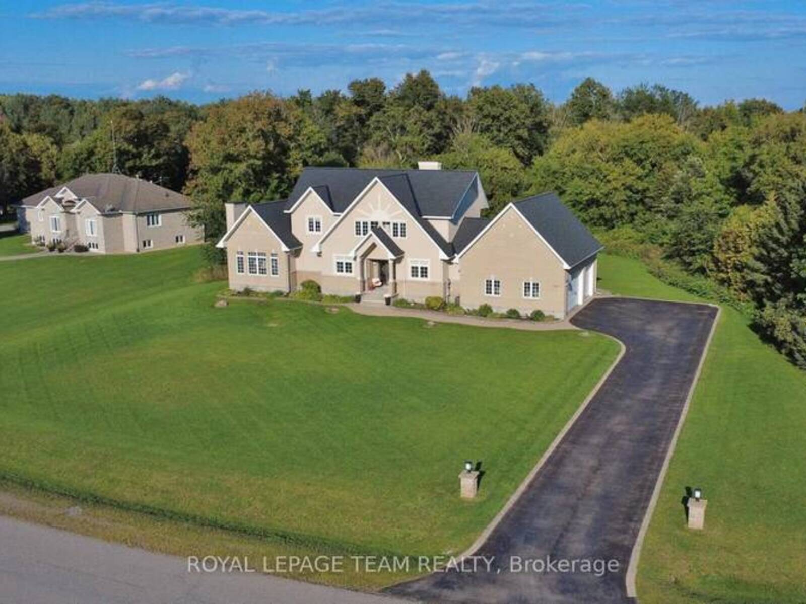 2515 KEARNS WAY, Ottawa, Ontario K4P 1R9