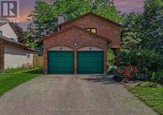 45 SHADETREE CRESCENT | Ottawa Ontario | Slide Image Three