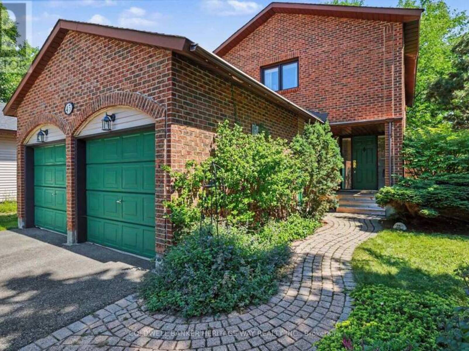 45 SHADETREE CRESCENT, Ottawa, Ontario K2E 7R3