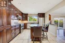 35 IVYLEA STREET | Ottawa Ontario | Slide Image Nine