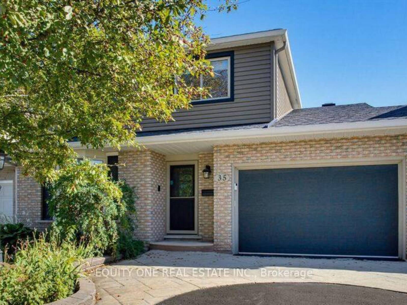 35 IVYLEA STREET, Ottawa, Ontario K2G 4X1