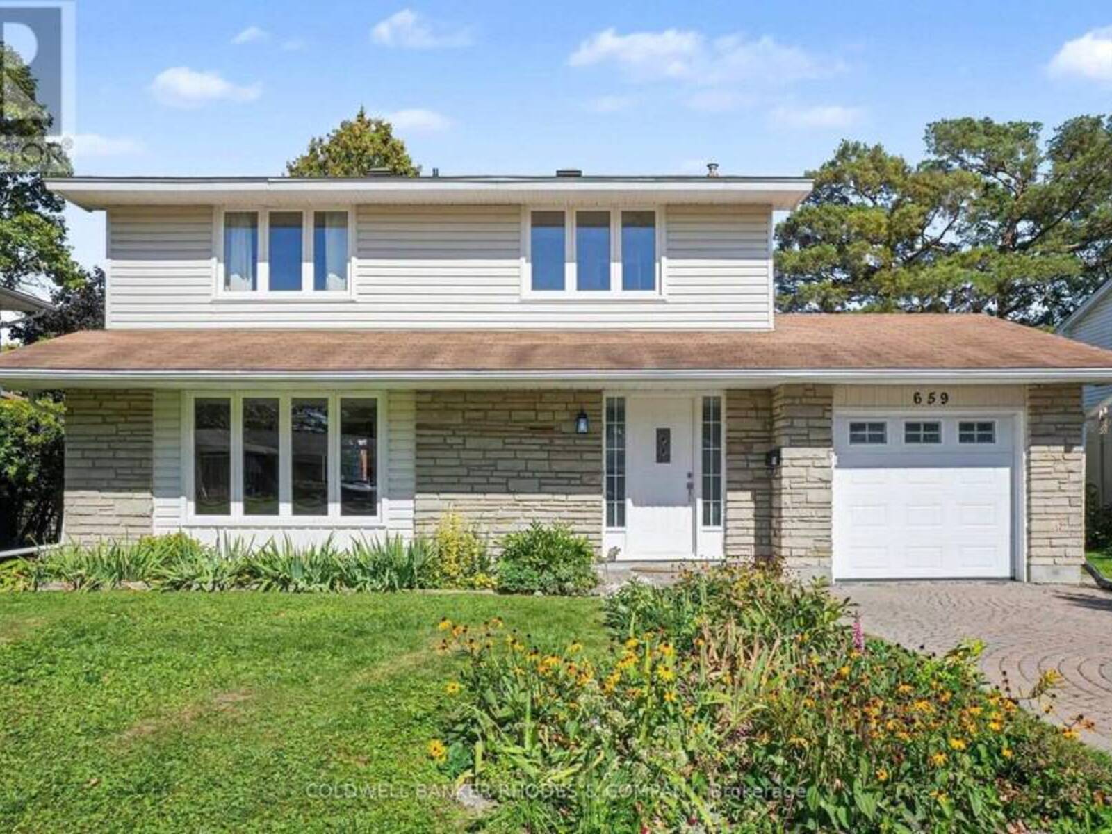 659 INGRAM CRESCENT, Ottawa, Ontario K1J 7A7