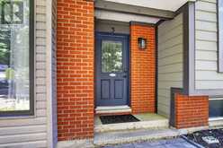 3 POMMEL CRESCENT | Ottawa Ontario | Slide Image Four