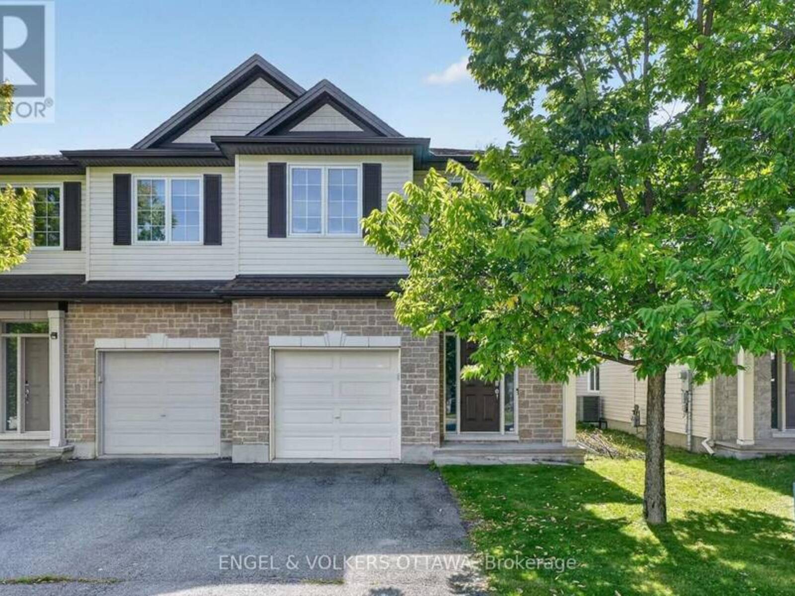 120 SPARTINA STREET, Ottawa, Ontario K1T 0G6