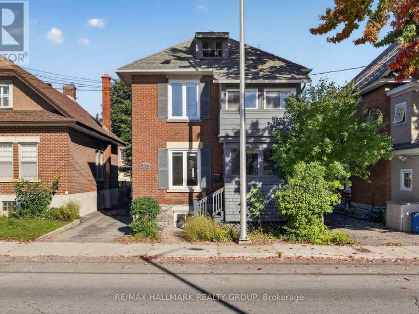 109 LEES AVENUE, Ottawa, Ontario K1S 0C2