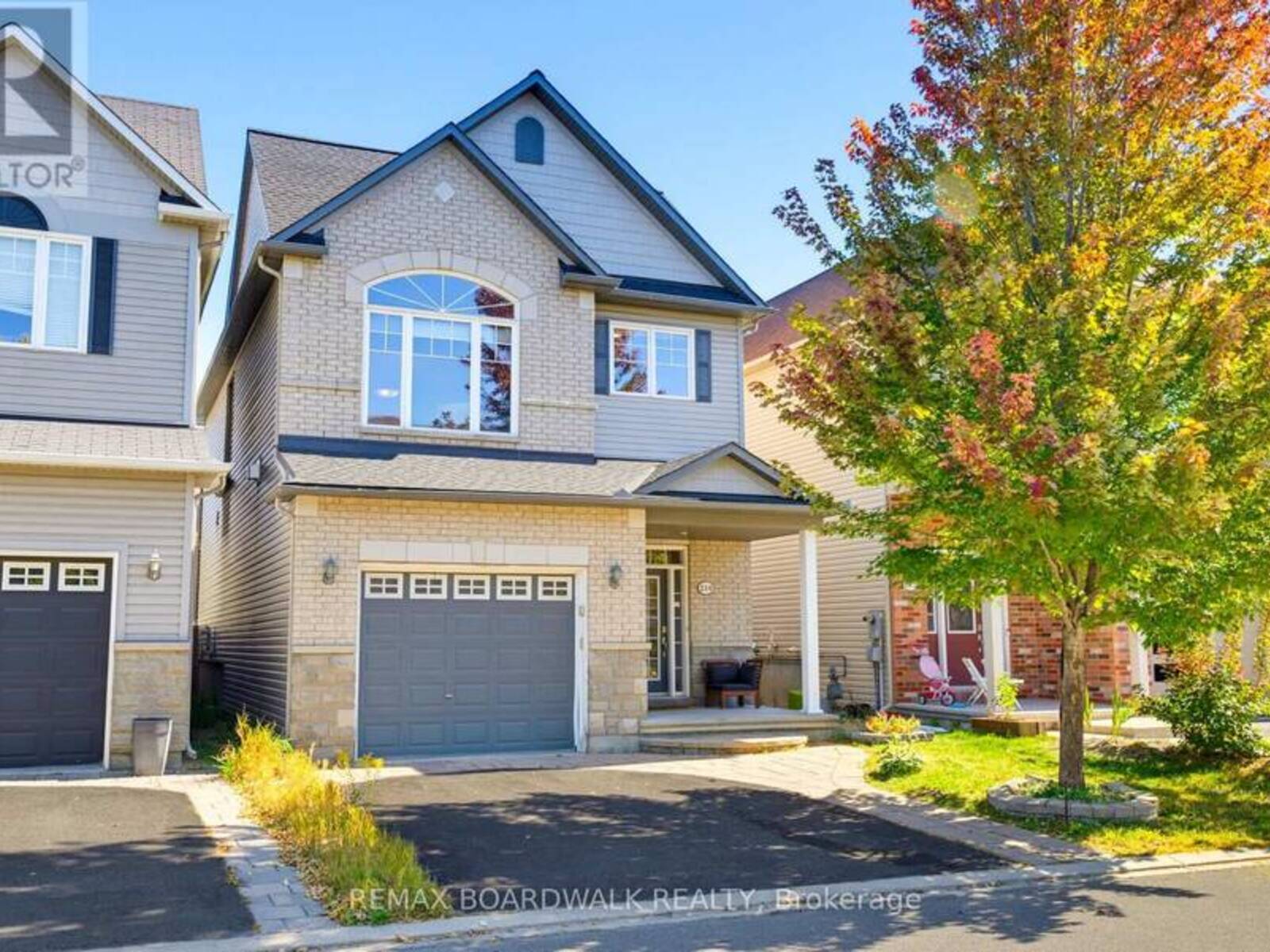 210 BROXBURN CRESCENT, Ottawa, Ontario K2J 0N7