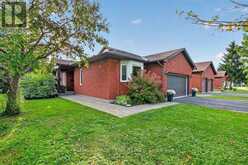 5668 MAHOGONY HARBOUR LANE | Ottawa Ontario | Slide Image Four