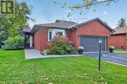 5668 MAHOGONY HARBOUR LANE | Ottawa Ontario | Slide Image Five