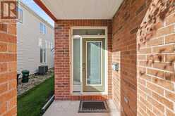 768 WHITE ALDER AVENUE | Ottawa Ontario | Slide Image Five
