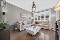 556 SUNLIT CIRCLE | Ottawa Ontario | Slide Image Eight