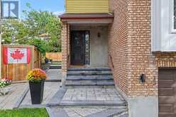 15 ARCHER SQUARE | Ottawa Ontario | Slide Image Four