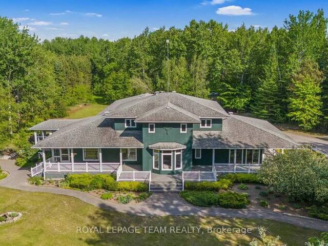 1526 CARSONBY ROAD E Ottawa Ontario, K0A 2E0 - 6 Bedrooms Home For Sale