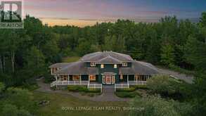 1526 CARSONBY ROAD E | Ottawa Ontario | Slide Image Two