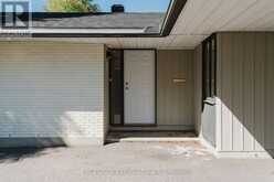 2995 COWAN CRESCENT | Ottawa Ontario | Slide Image Three