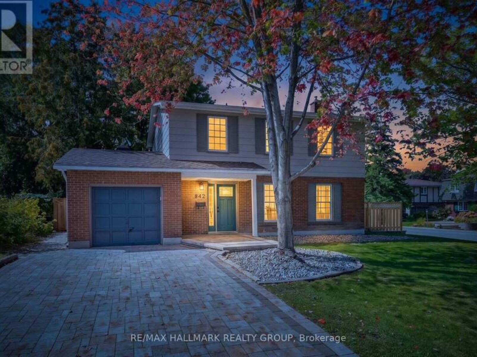 612 CLANCY STREET, Ottawa, Ontario K1J 7T9