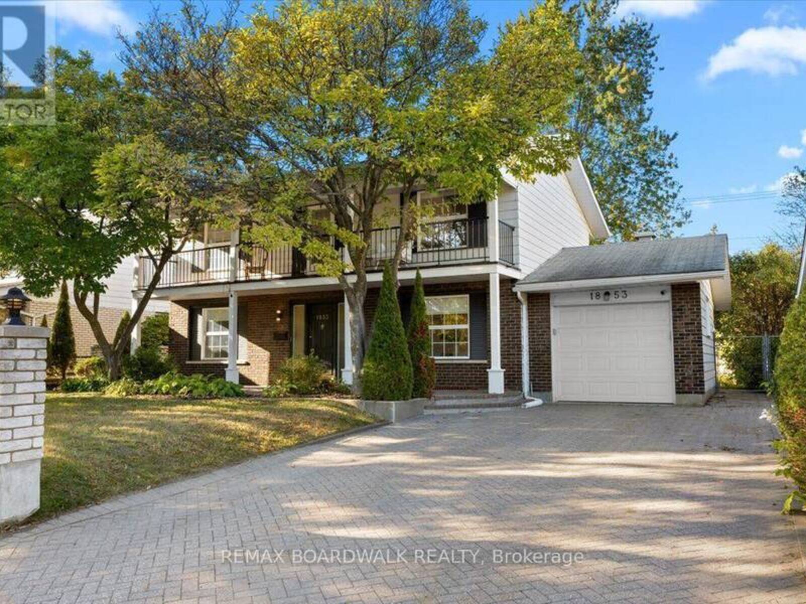 1853 KILBORN AVENUE, Ottawa, Ontario K1H 6N3