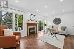 19 GREAT OAK PRIVATE | Ottawa Ontario | Slide Image Eight