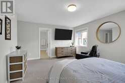 352 FINIAL WAY | Ottawa Ontario | Slide Image Sixteen