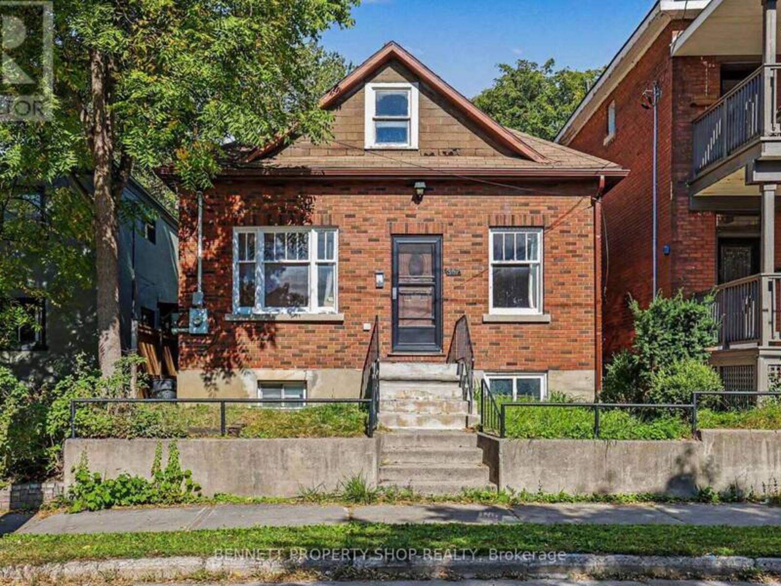 367 SUNNYSIDE AVENUE, Ottawa, Ontario K1S 0S2
