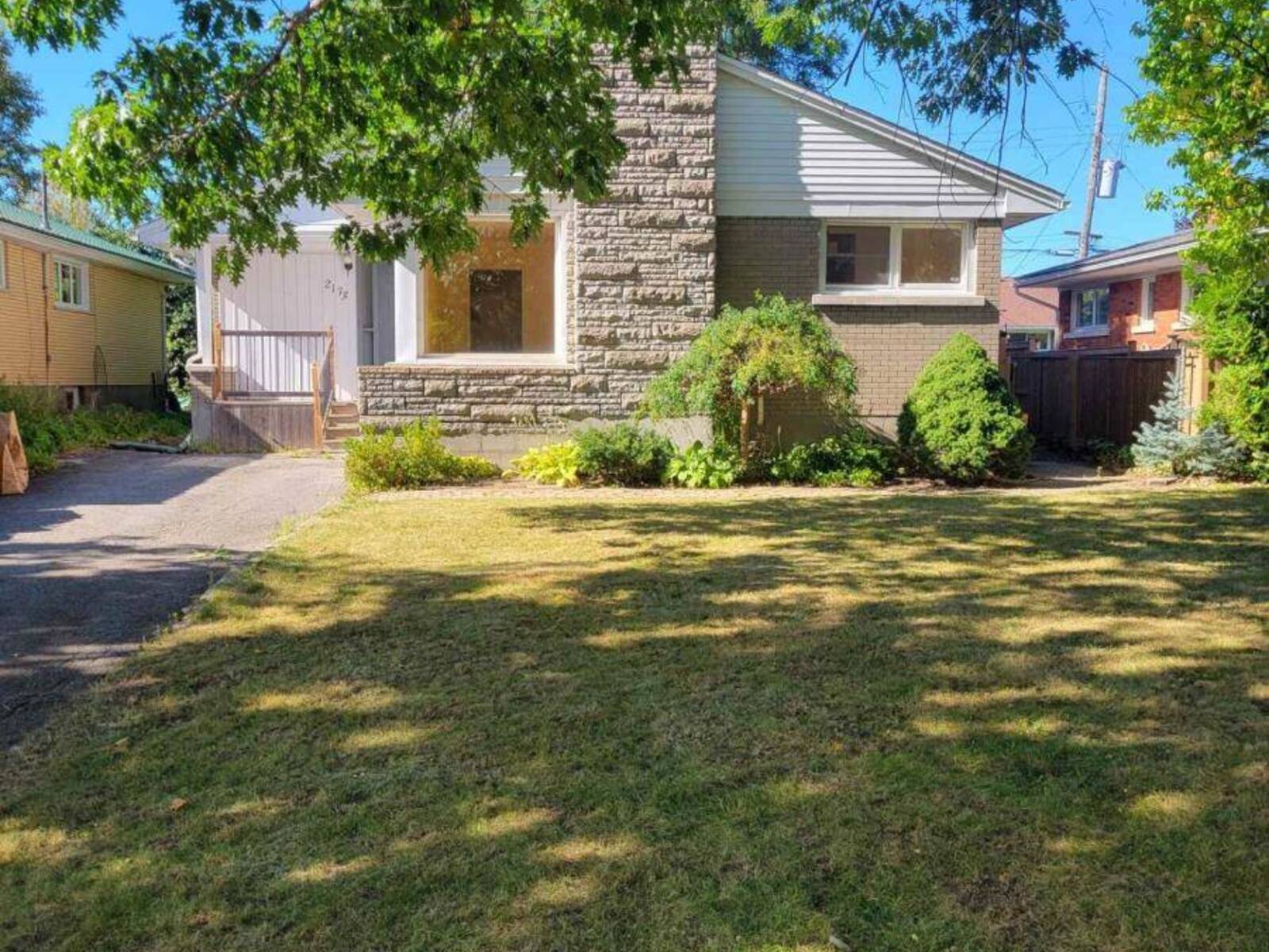 2173 RUSHTON ROAD, Ottawa, Ontario K2A 1N6