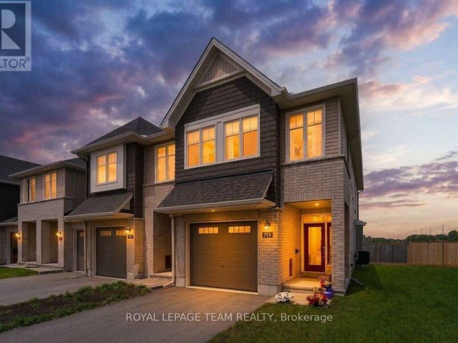 715 MAVERICK CRESCENT, Ottawa, Ontario K2S 2X1