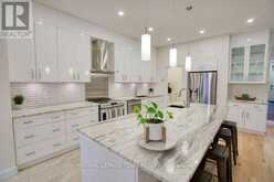 49 AYLEN AVENUE | Ottawa Ontario | Slide Image Nine