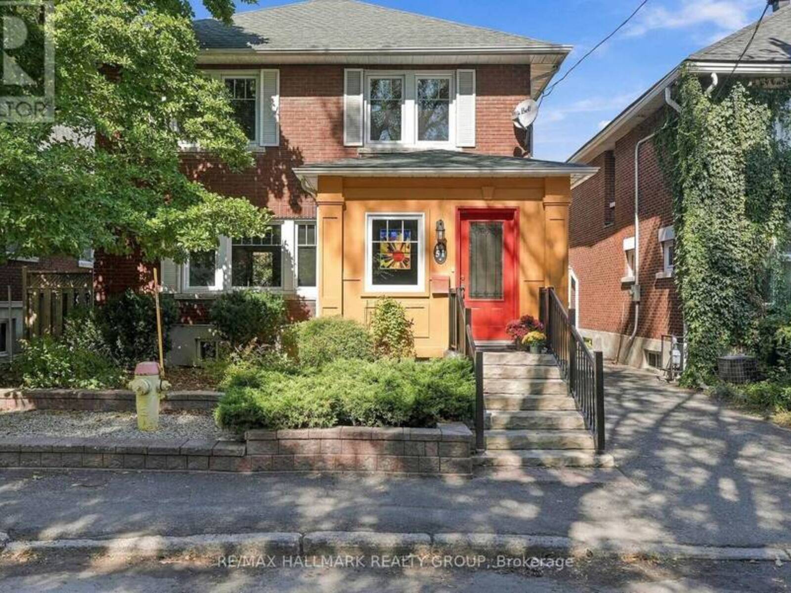 51 CLAREY AVENUE, Ottawa, Ontario K1S 2R6