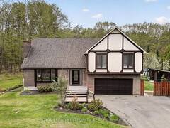 285 FIRESIDE DRIVE Ottawa Ontario, K0A 3M0