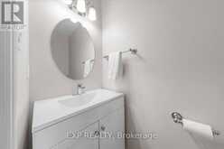 7 MAPLEHURST AVENUE | Ottawa Ontario | Slide Image Fifteen